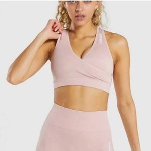 Gymshark Adapt Camo Seamless Sports Bra Light Pink